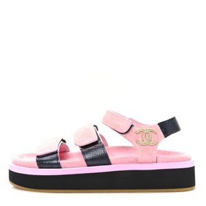 Chanel suede calfskin pink logo sandals NWT